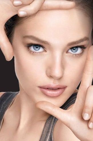 Captura de pantalla 2013 11 08 a las 08.02.50 Maquillaje, polvos y brillo de labios por menos de 15 Euros