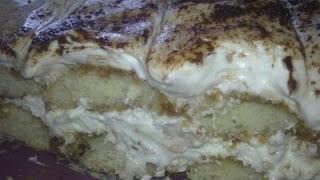 Tiramisu facil, de nata.