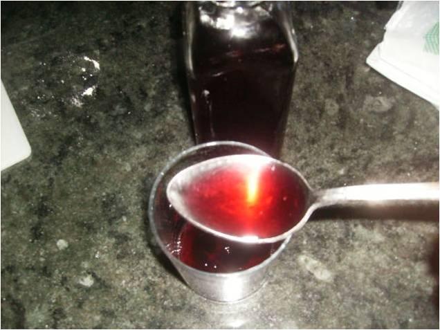 BIZCOCHO  CON  LICOR  DE  FRANBUESA