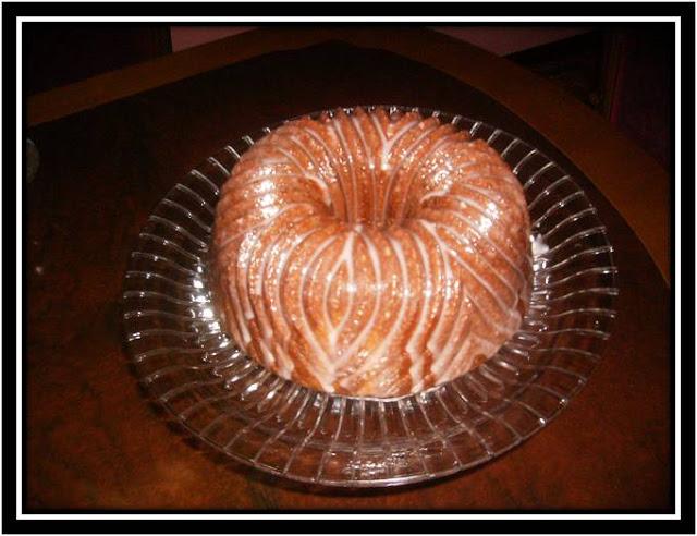 BIZCOCHO  CON  LICOR  DE  FRANBUESA