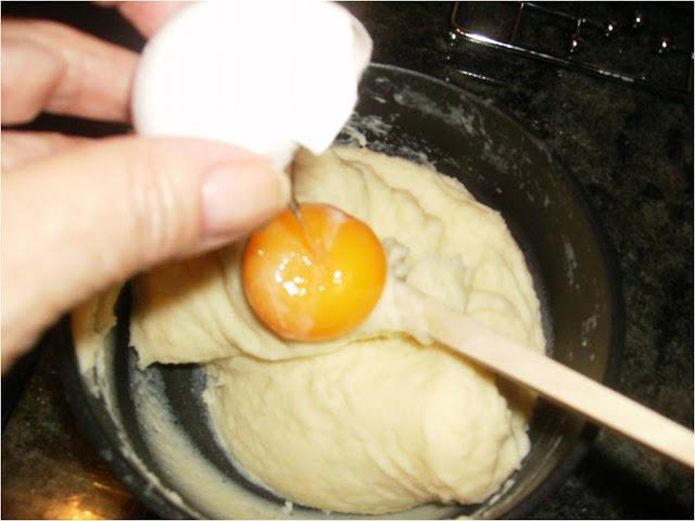 COLIFLOR  GRATINADA CON BECHAMEL Y PURE DE PATATAS