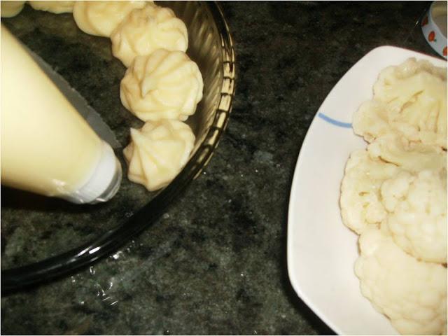 COLIFLOR  GRATINADA CON BECHAMEL Y PURE DE PATATAS