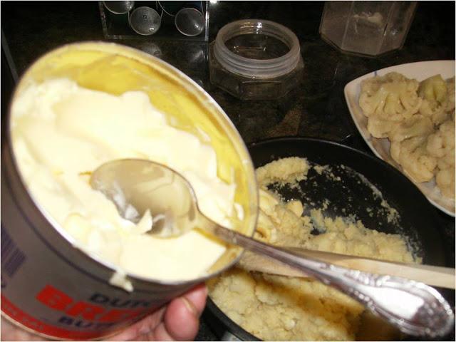 COLIFLOR  GRATINADA CON BECHAMEL Y PURE DE PATATAS