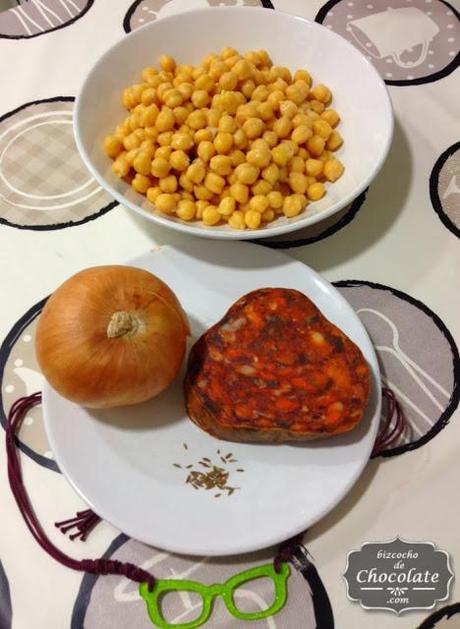 Comenzamos.... Garbanzos con morcón o sobrasada Comenzamos.... Garbanzos con morcón o sobrasada