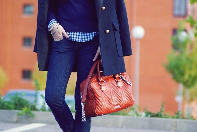 LOVING NAVYShirt/camisa: Fórmula Joven, Sweater/Jersey: Z...