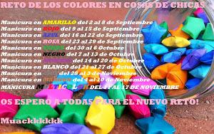 Manicura serpiente de colores.