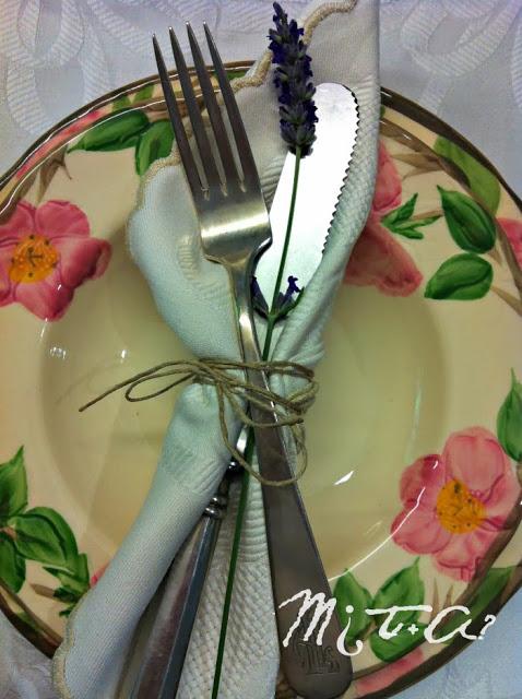 A poner la mesa: cubiertos de la abuela