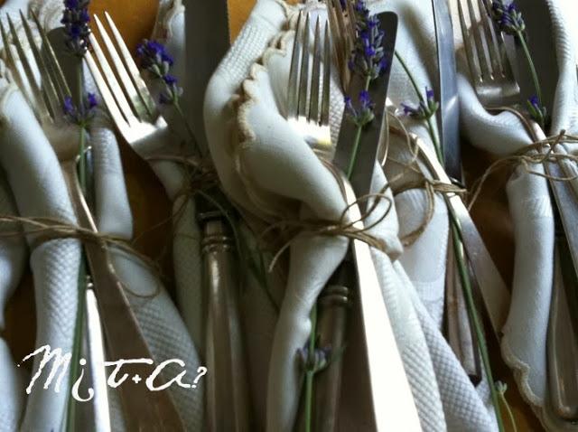 A poner la mesa: cubiertos de la abuela