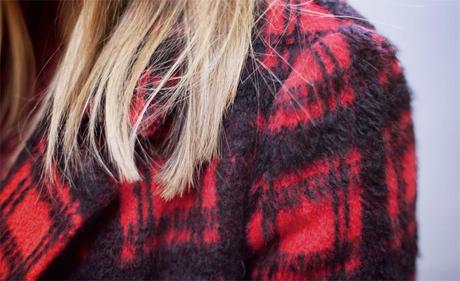 street style barbara crespo plaid coat front row shop menbur shoes outfit fashion blogger