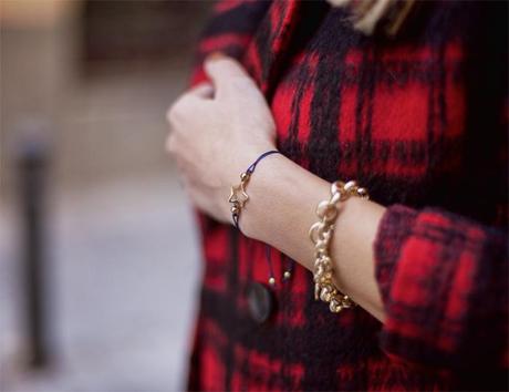 street style barbara crespo plaid coat front row shop menbur shoes outfit fashion blogger