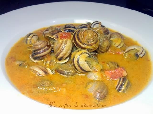 Caracoles en salsa