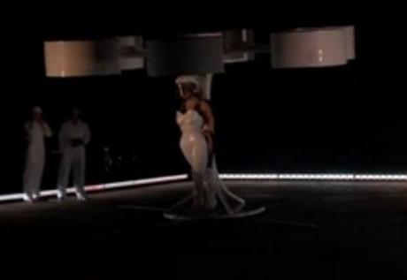 lady-gaga-flying-dress