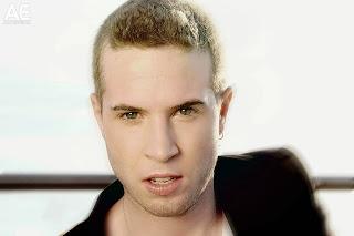 ENTREVISTA: ASANZA (CANTANTE-COMPOSITOR)