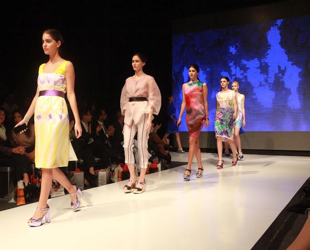 Desfiles 2do. día del Lifweek - Opiniones