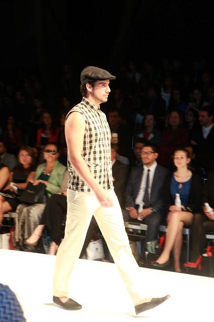 Desfiles 2do. día del Lifweek - Opiniones