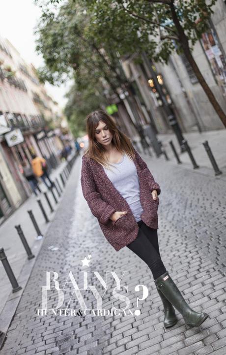 street style barbara crespo rainy days hunter boots the corner cardigan eleven paris number tshirt outfit fashion blogger