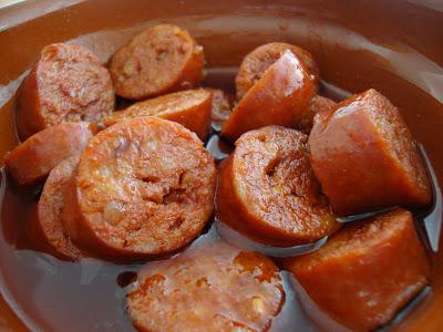 Chorizos a la sidra