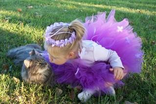 Cosas de princesas, .. ¿o de reinas? http://www.momdot.com/howtomakeatutu/