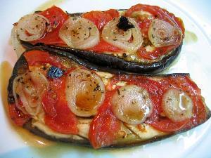 Imagen de Berenjena con tomate y cebolla