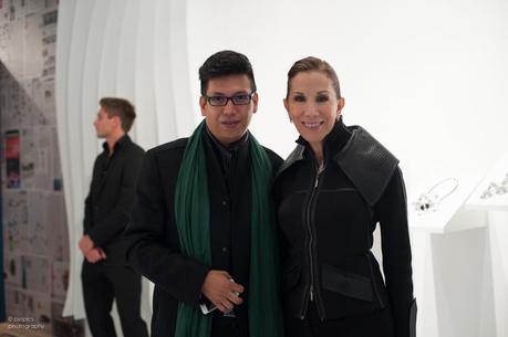 Tendencias en joyería 2014 Biogénesis, El Origen de la Vida Director de la Escuela de Joyería del Tec de Monterrey Campus Laguna Pineda Damián y Directora de Mercedes Benz Beatriz Calles