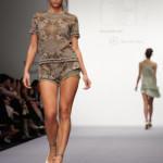 In Amelia´s Locket Pasarela Alexia Ulibarri PV 2014