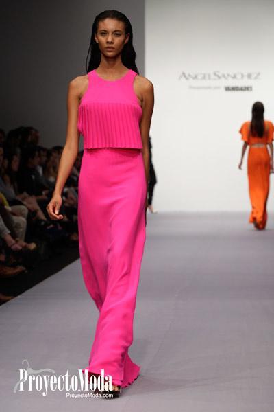 El Diseñador Ángel Sánchez presenta: RAIN SS2014 en #MBFWMx Angel-Sanchez-MBFWSS14-54