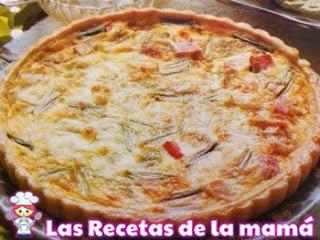Pastel de pollo y cebollas