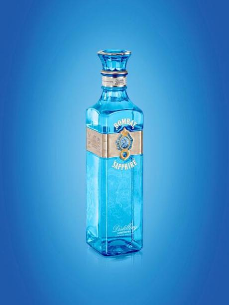 bombay-sapphire_distillery_le-bottle_34_blue_rgb