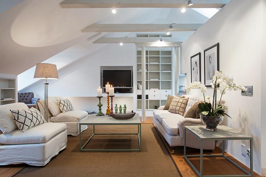 Con un marco contemporáneo