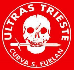 Ultras_Trieste_-_Curva_Stefano_Furlan