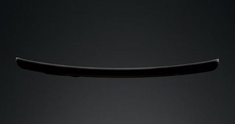 El LG Flex hace gala de su resistencia y su acotada flexibilidad