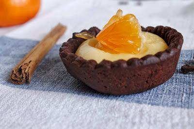 Tartaleta de chocolate con crema de mandarina o mandarin curd