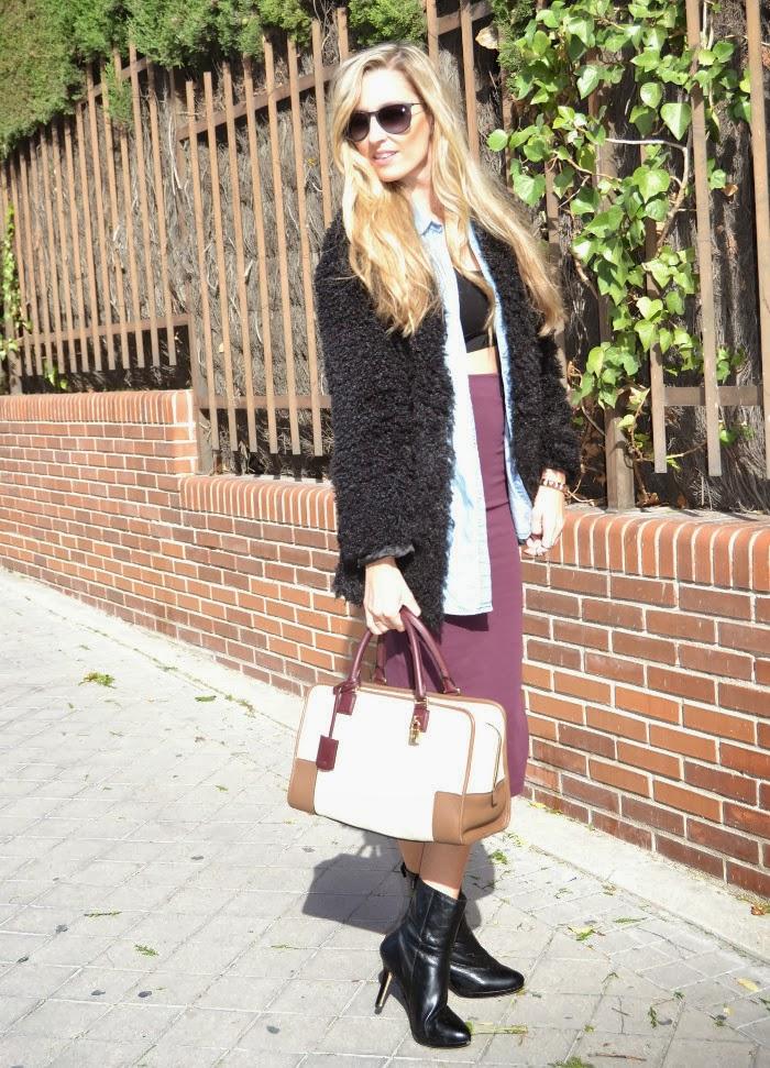 Midi skirt, cropped top and booties