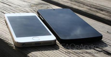 Comparamos el Nexus 5 contra el iPhone 5S en una vídeoreview Comparamos el Nexus 5 contra el iPhone 5S en una vídeoreview