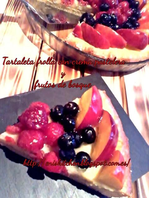 tartaleta frolla con frutos de bosque