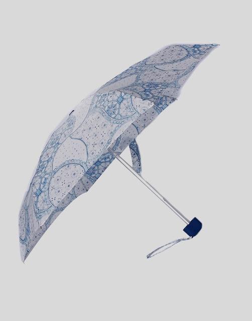 Pon un bonito paraguas en tu vida