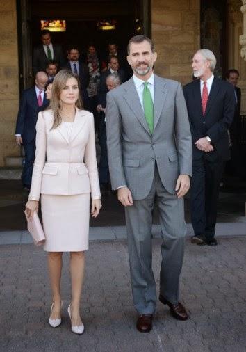 Letizia en California: mismos zapatos en cuatro colores diferentes