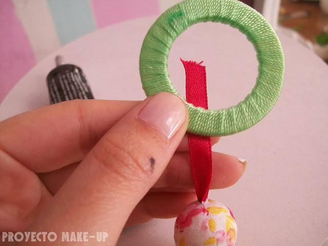 D.I.Y. Borla decorativa super colorida.