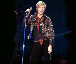 David Bowie - I'm afraid of americans (Live in Paris) (2002)