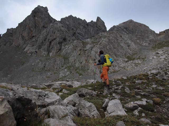 cuetu les cabres y senda les merines