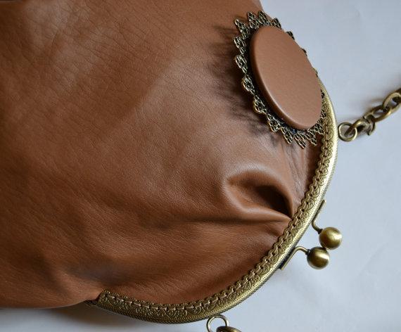 Bolso de piel ecológica color cuero