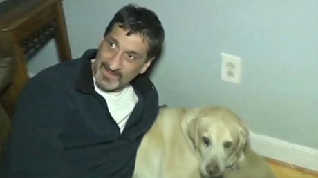 Albert Rizzi dijo que analiza presentar una demanda judicial en contra de US Airways por el incidente en el vuelo con él y su perro guía (WABC/CNN/Cortesía).