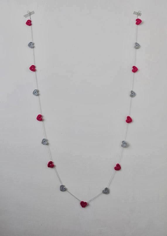 GUIRNALDAS A CROCHÉ