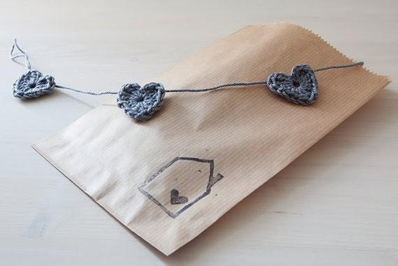 GUIRNALDAS A CROCHÉ