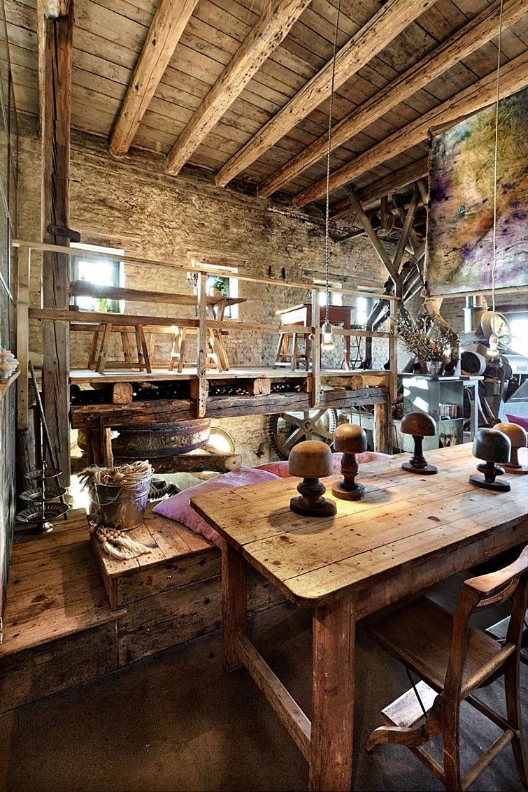 antiguo molino restaurado: rústico-chic