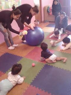 Características de tu bebé (8 a 9 meses) Características de tu bebé (8 a 9 meses)