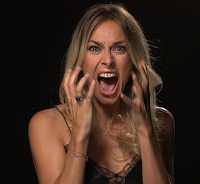 Promocionan la Revista Don con el punto de vista de un pene #WTF