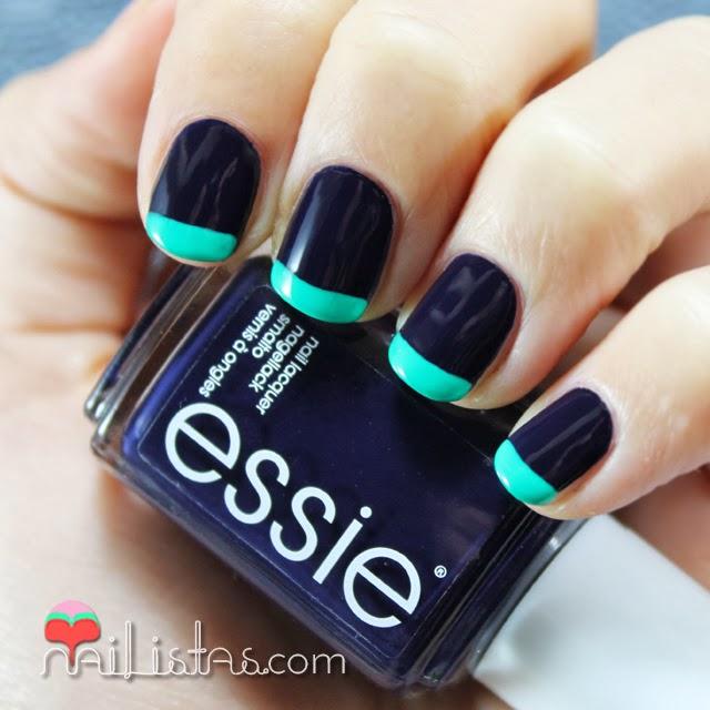 Uñas con manicura francesa de colores en azul y verde
