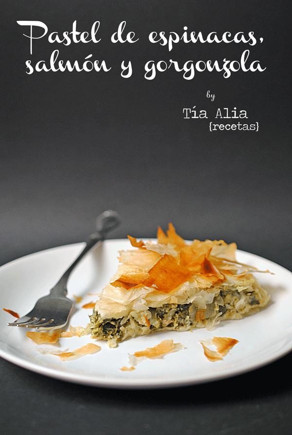 Pastel de espinacas, salmón y gorgonzola