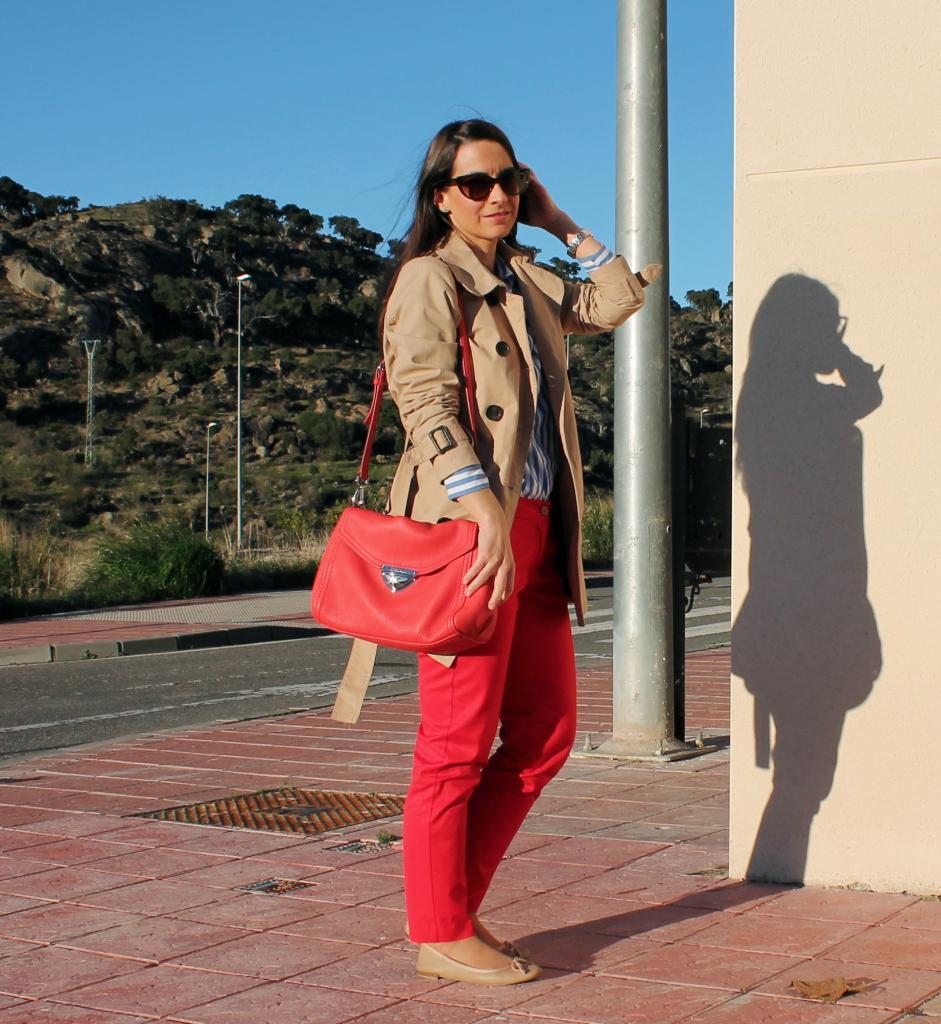 The always classic camel and red...